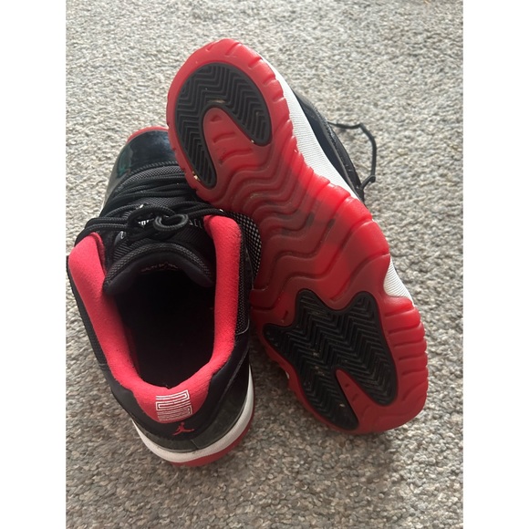 Jordan 11 Bred lows - Picture 6 of 6